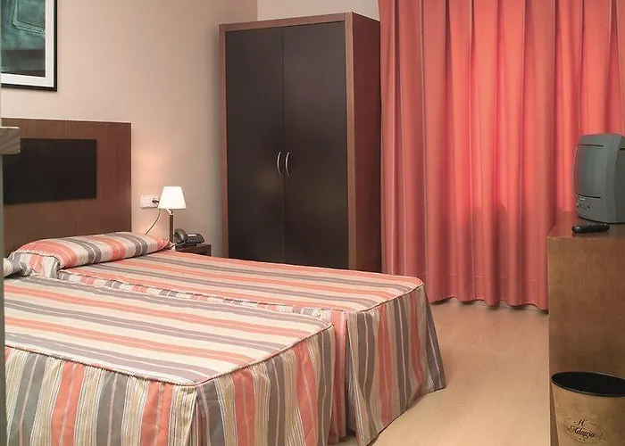Adagio Hotel 2*