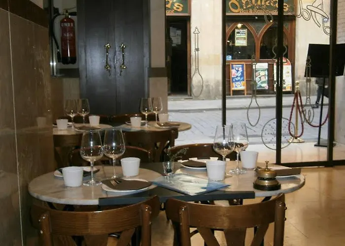 Adagio Hotel 2*