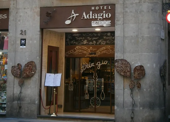 Hotel Adagio 2*