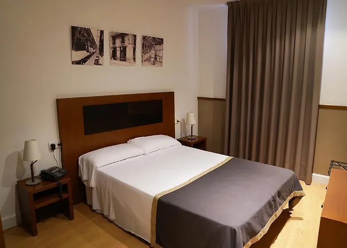 Adagio Hotel 2*