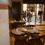 Adagio Отель