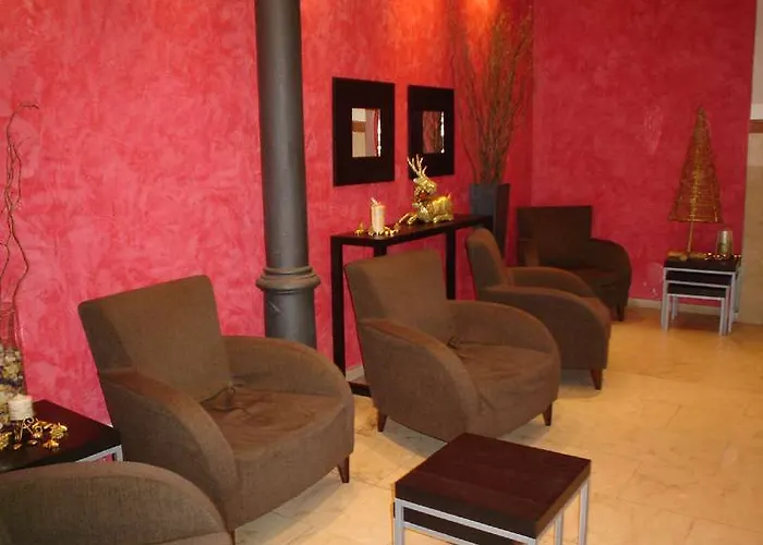 Hotel Adagio 2*